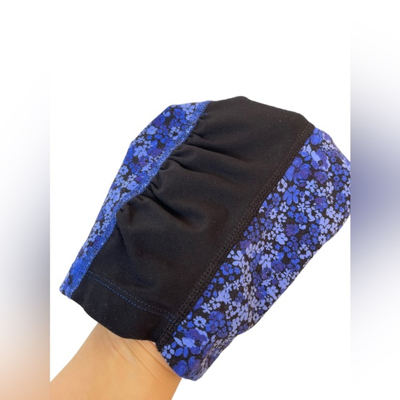 Athleta Floral Prints Blue Purple Crop Athleisure Leggings Ruched Sides size L - Picture 6 of 14